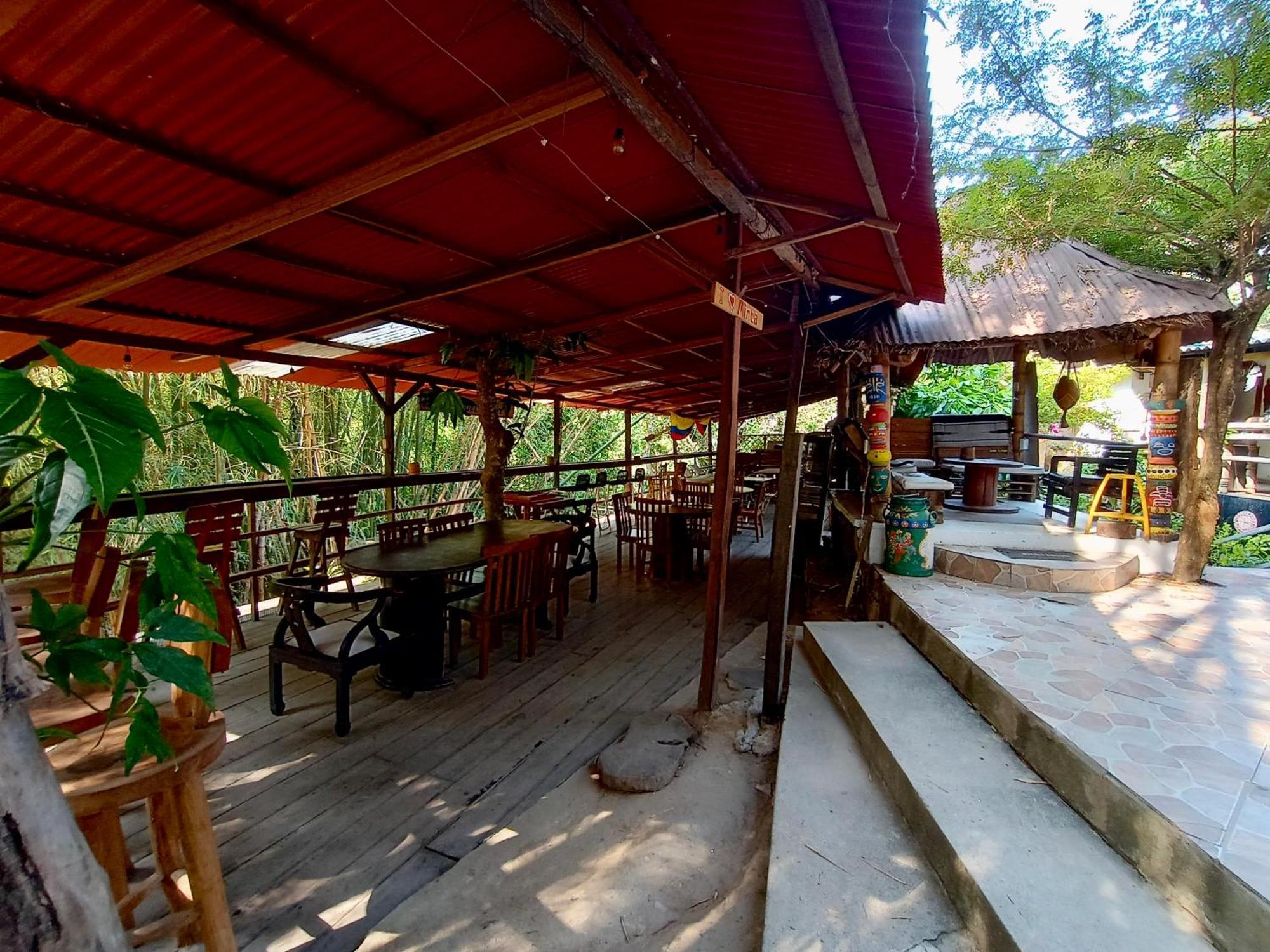 Hostal Las Mariposas Minca Buitenkant foto