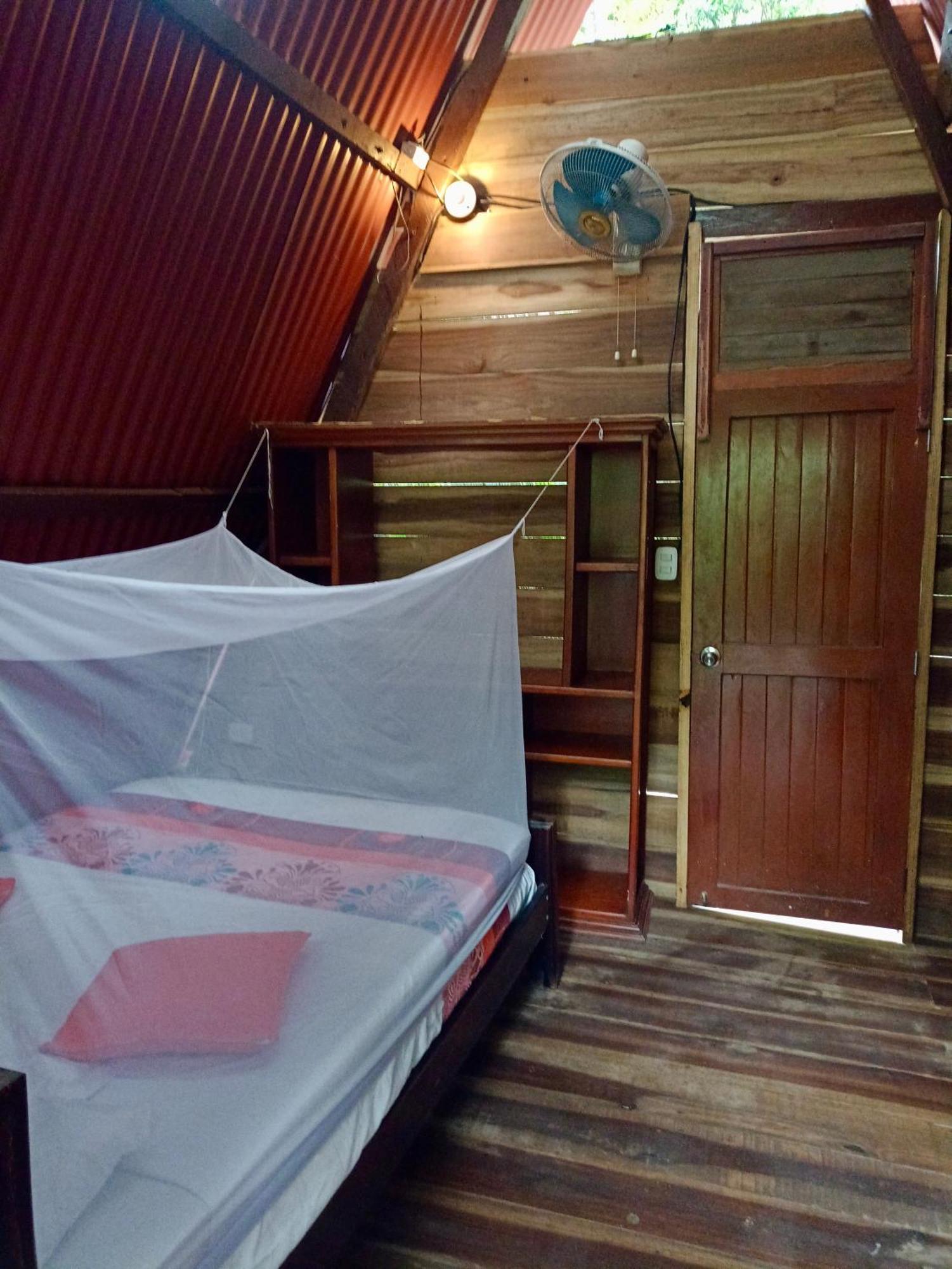 Hostal Las Mariposas Minca Buitenkant foto