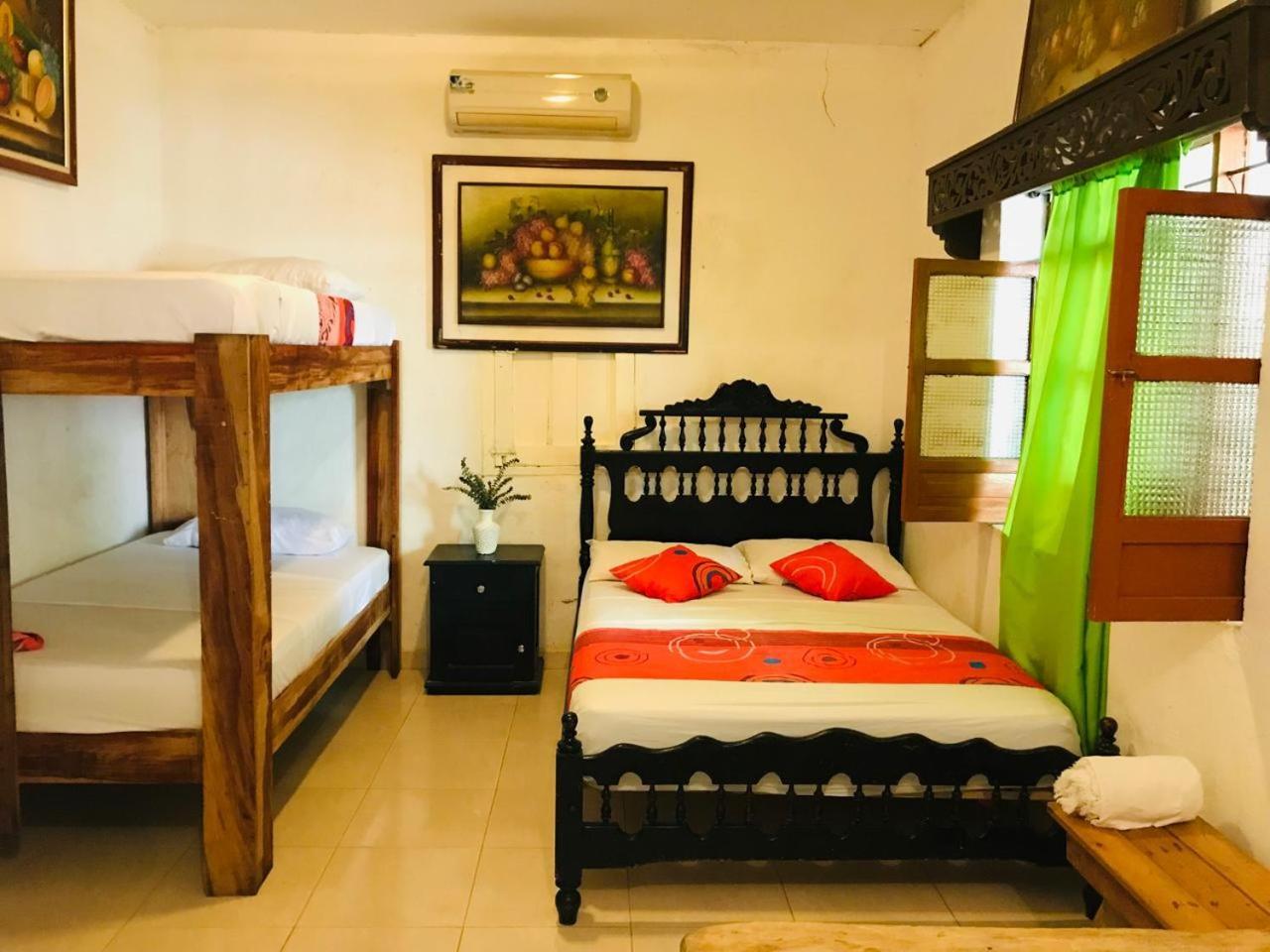 Hostal Las Mariposas Minca Buitenkant foto